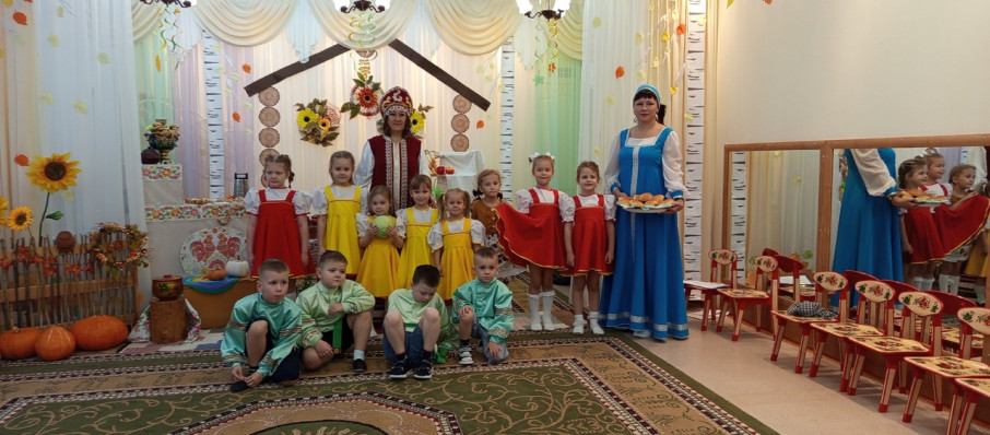 Капустные посиделки.